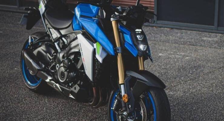 Suzuki Gsx S Naked Chega Visual Mais Agressivo E Vai De