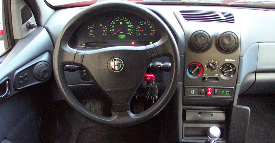 alfa romeo 145