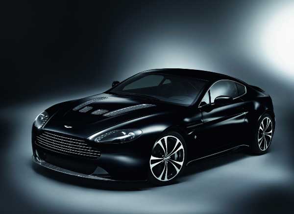 aston martin dbs carbon black