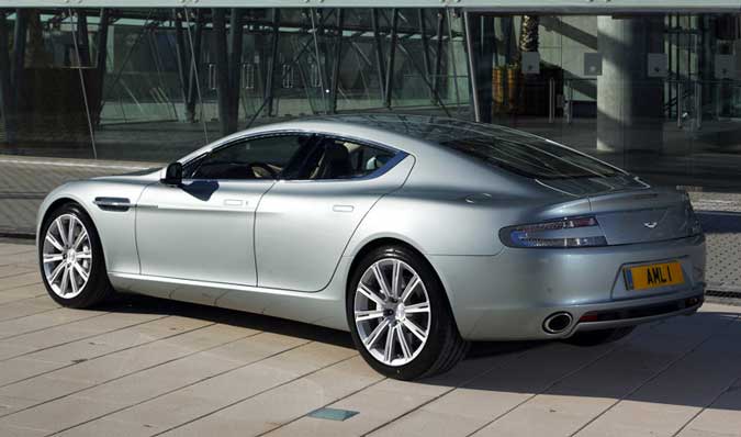 aston martin rapide 2011 traseira