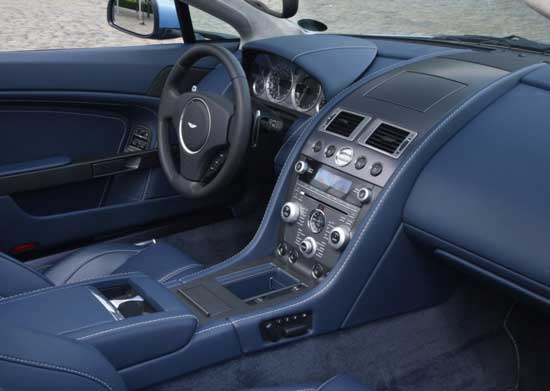 interior aston martin v8 vantage