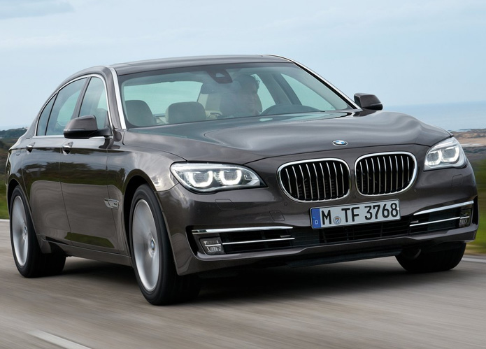 Bmw 7 2013 года