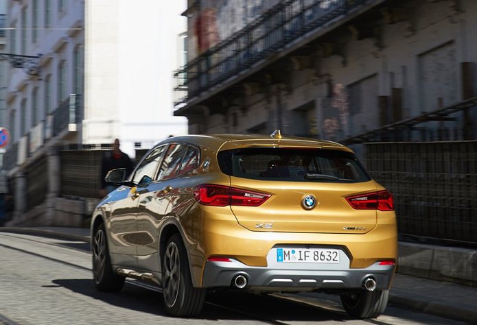 bmw x2 traseira 