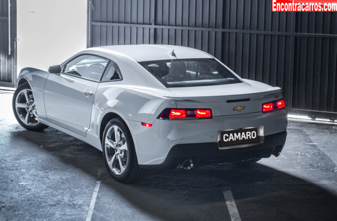 novo chevrolet camaro 2014 traseira rear view