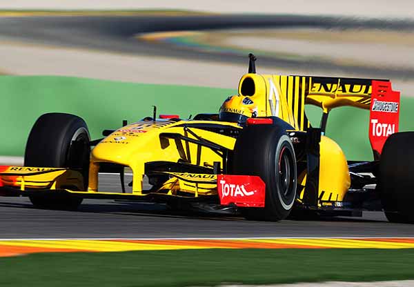 robert kubica formula 1 2010 teste pre temporada valencia