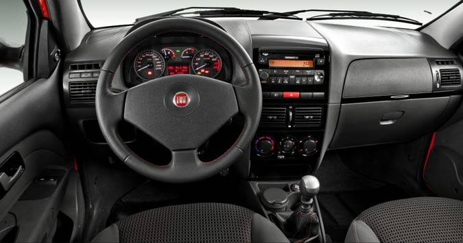 interior fiat strada sporting