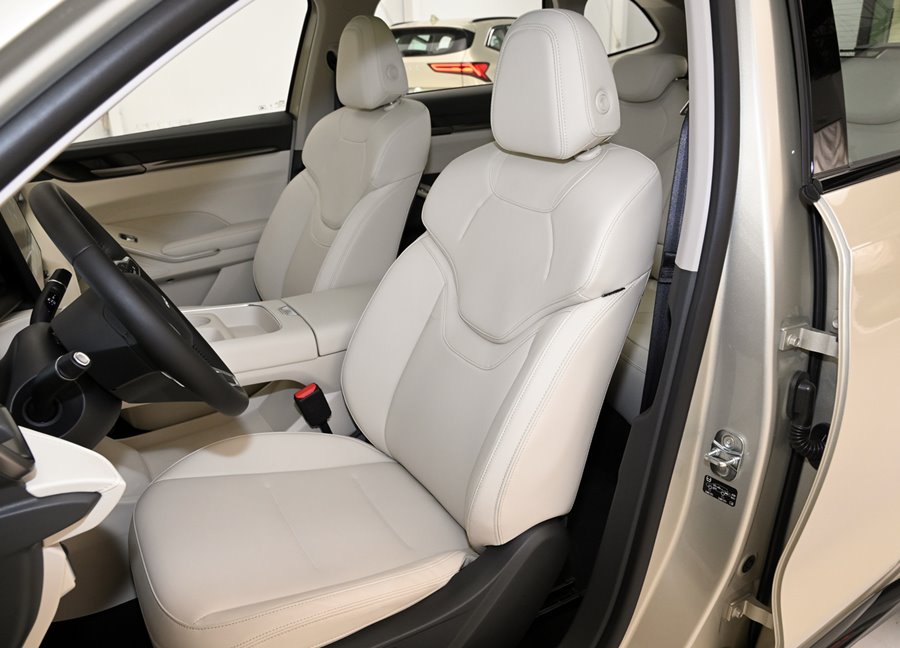 novo haval h6 2025 interior bancos dianteiros