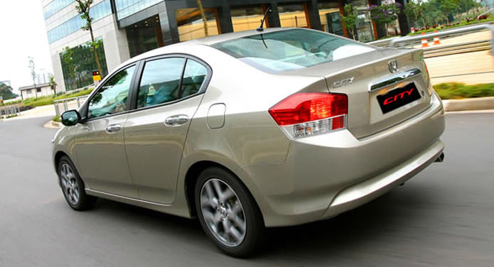 honda city 2012 traseira