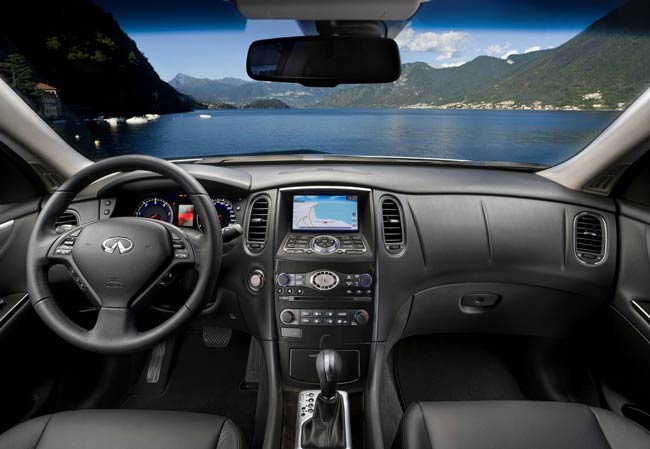 interior infiniti ex30d