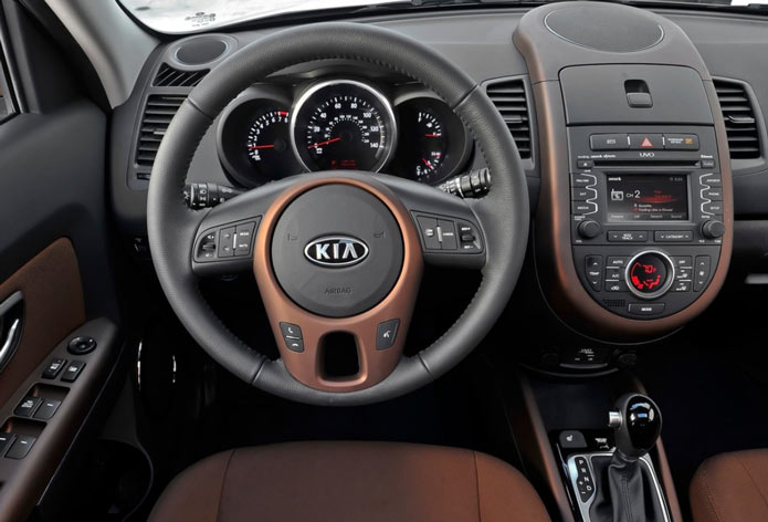 kia soul 2012 interior painel