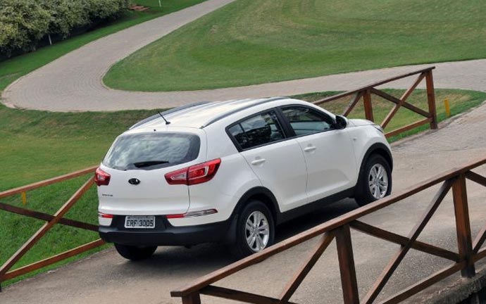 novo kia sportage 2011 traseira