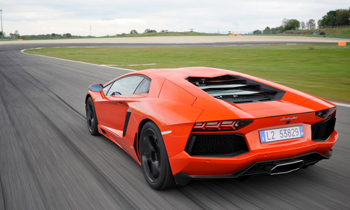 lamborghini aventador 