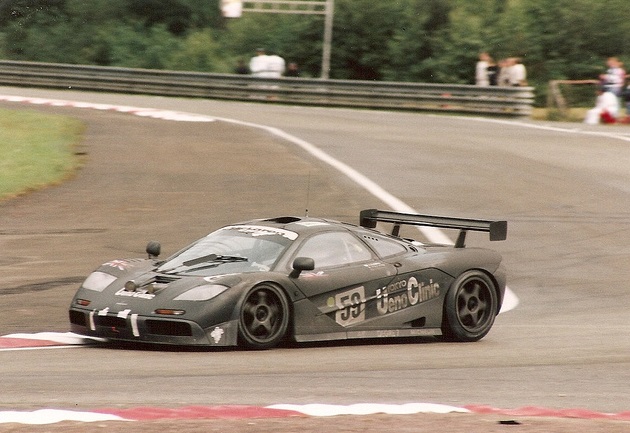 mclaren f1 gtr 1995