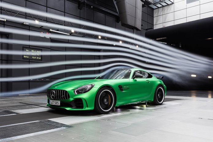 mercedes amg gt r