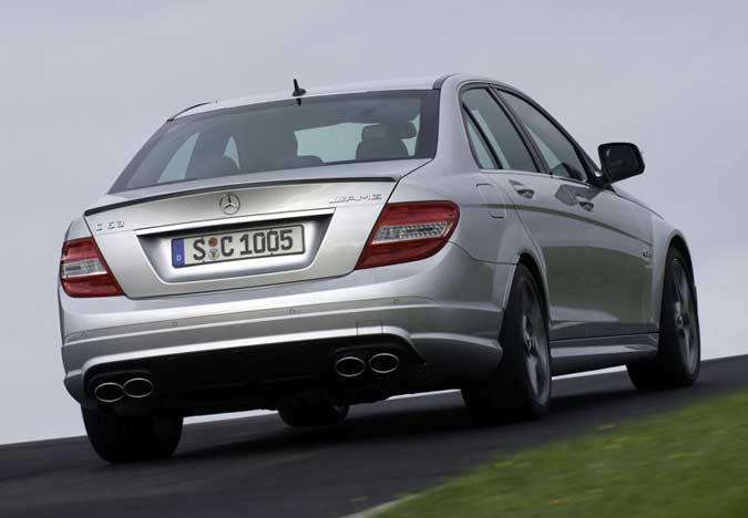 mercedes c 63 amg 2010