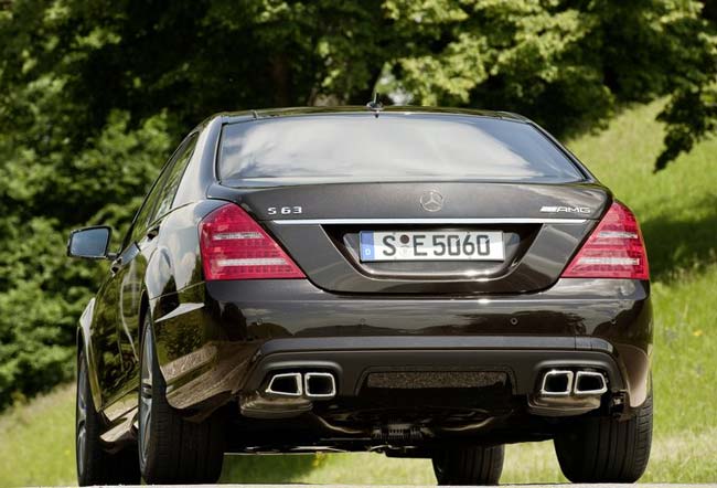 mercedes s63 amg 2011