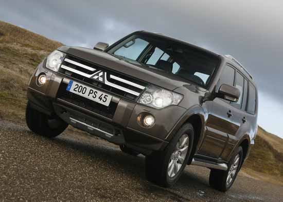 mitsubishi pajero 2010