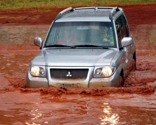 pajero tr4 2009