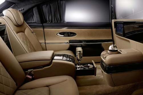 interior maybach zeppelin