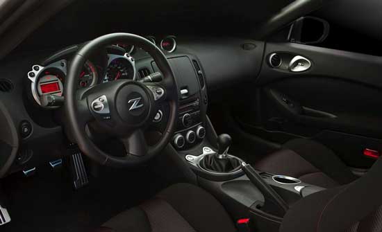 interior nissan 370z nismo