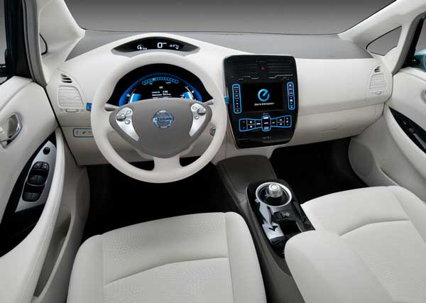 nissan leaf 2011