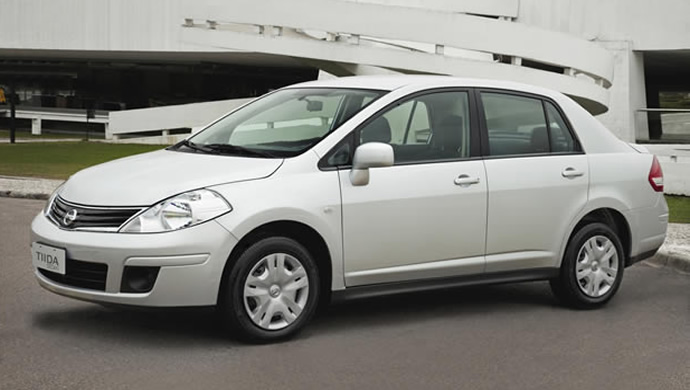 nissan tiida sedan 2012 brasil