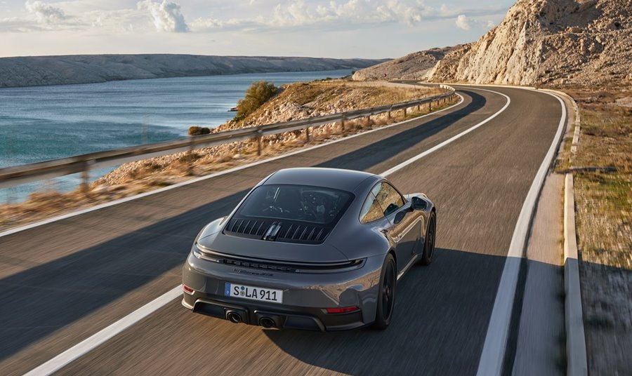 porsche 911 carrera gts 2025