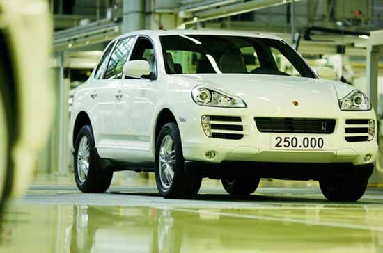 porsche completa 250.000 cayenne produzidas