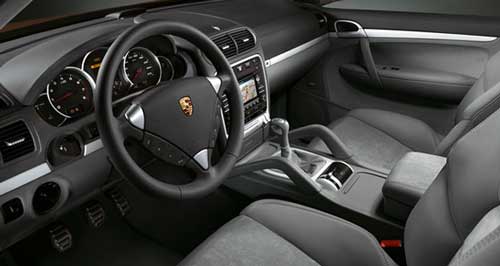 interior cayenne gts