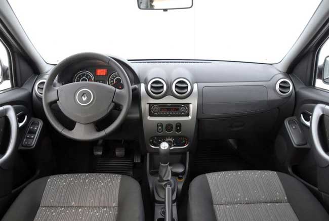 novo renault logan 2011 interior painel