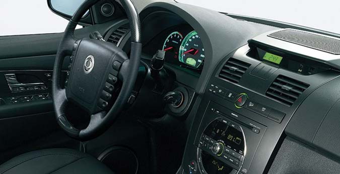 interior painel ssangyong rexton II