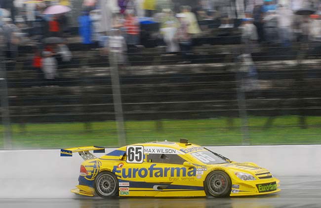 stock car curitiba 2010 largada