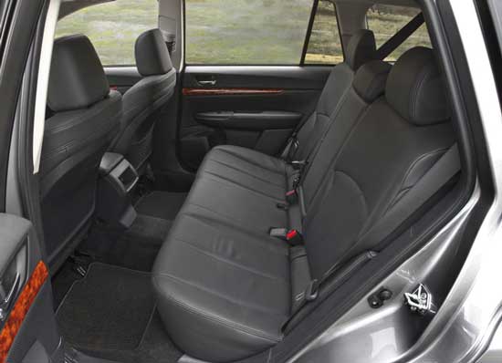 2010 subaru outback interior