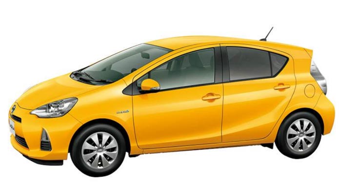 toyota aqua / prius c