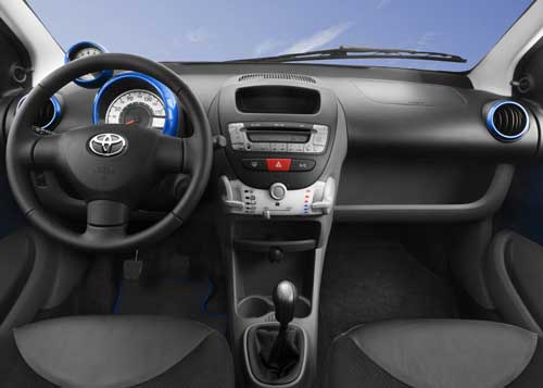 interior toyota aygo 2009