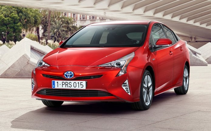 toyota prius 2017