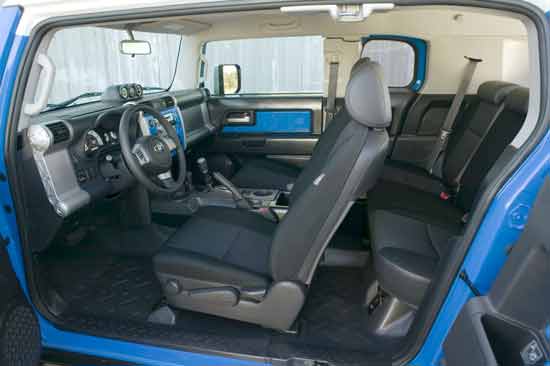 interior 2010 toyota fj cruiser