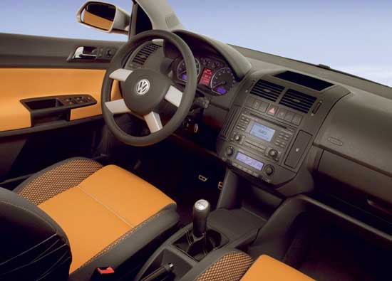 interior vw crosspolo