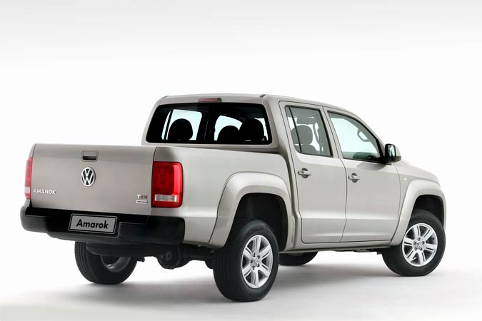 volkswagen amarok trendline traseira