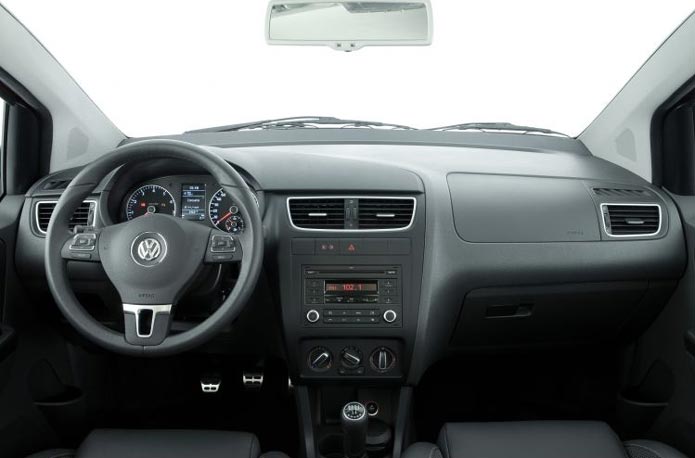 volkswagen spacecross interior painel