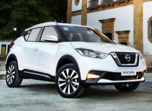 nissan kicks 2020