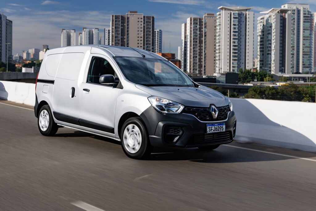 novo renault kangoo 2025 brasil