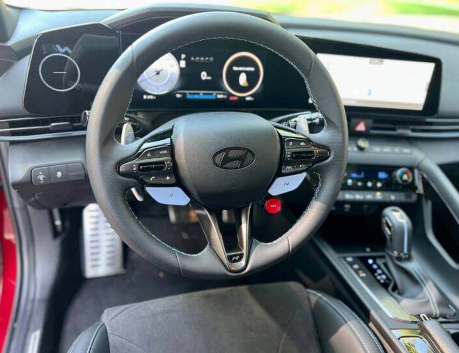 hyundai elantra 2025 interior