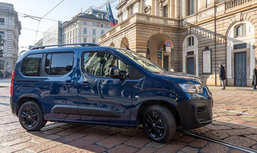 novo fiat doblo 2025