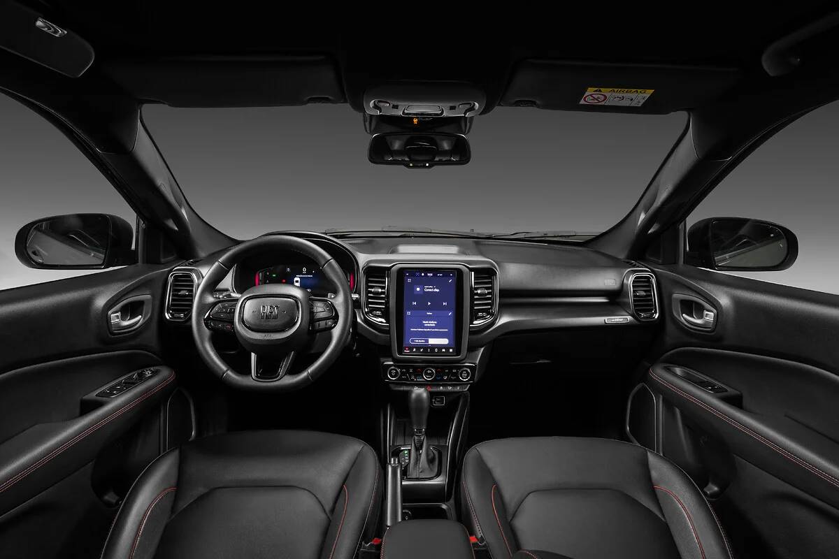 fiat toro ultra 4x2 flex 2025 interior