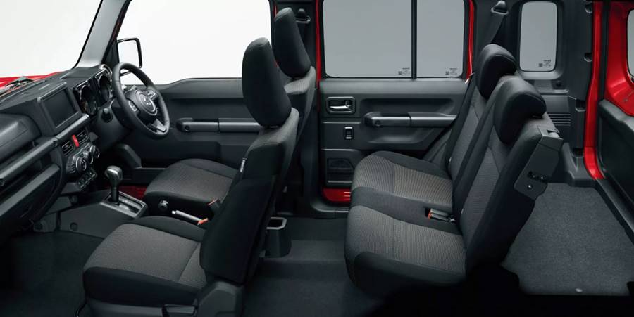 suzuki jimny nomade 4 portas interior 