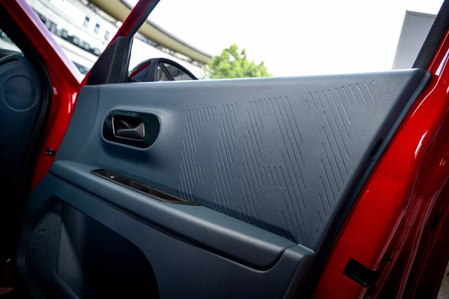 fiat grande panda interior detalhe portas