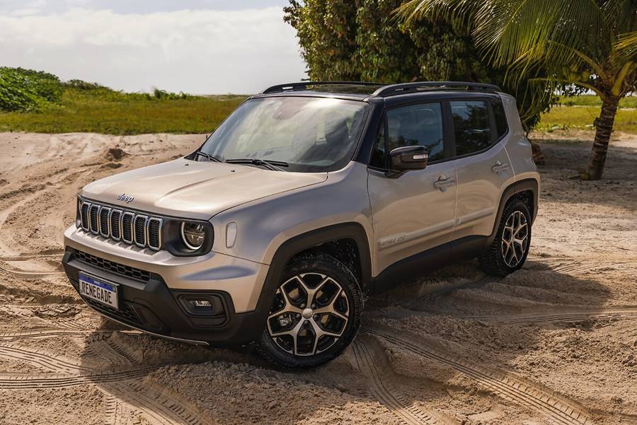 jeep renegade sahara 2025