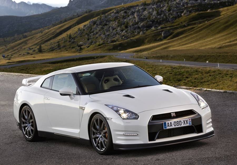 nissan gt-r 2012