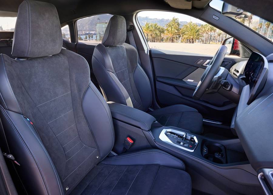 bmw serie 2 gran coupe 2025 interior bancos